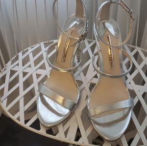 ❤️❤️ SOLD ❤️❤ New Sophia Webster silver sandals